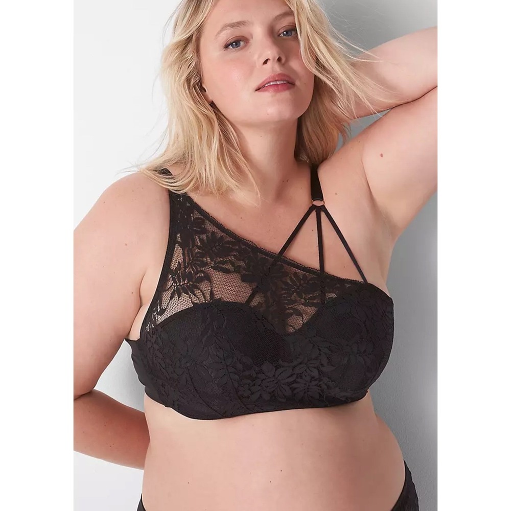 Cacique Black Asymetrical Lace Lightly Lined Balconette Bra Size 44DD